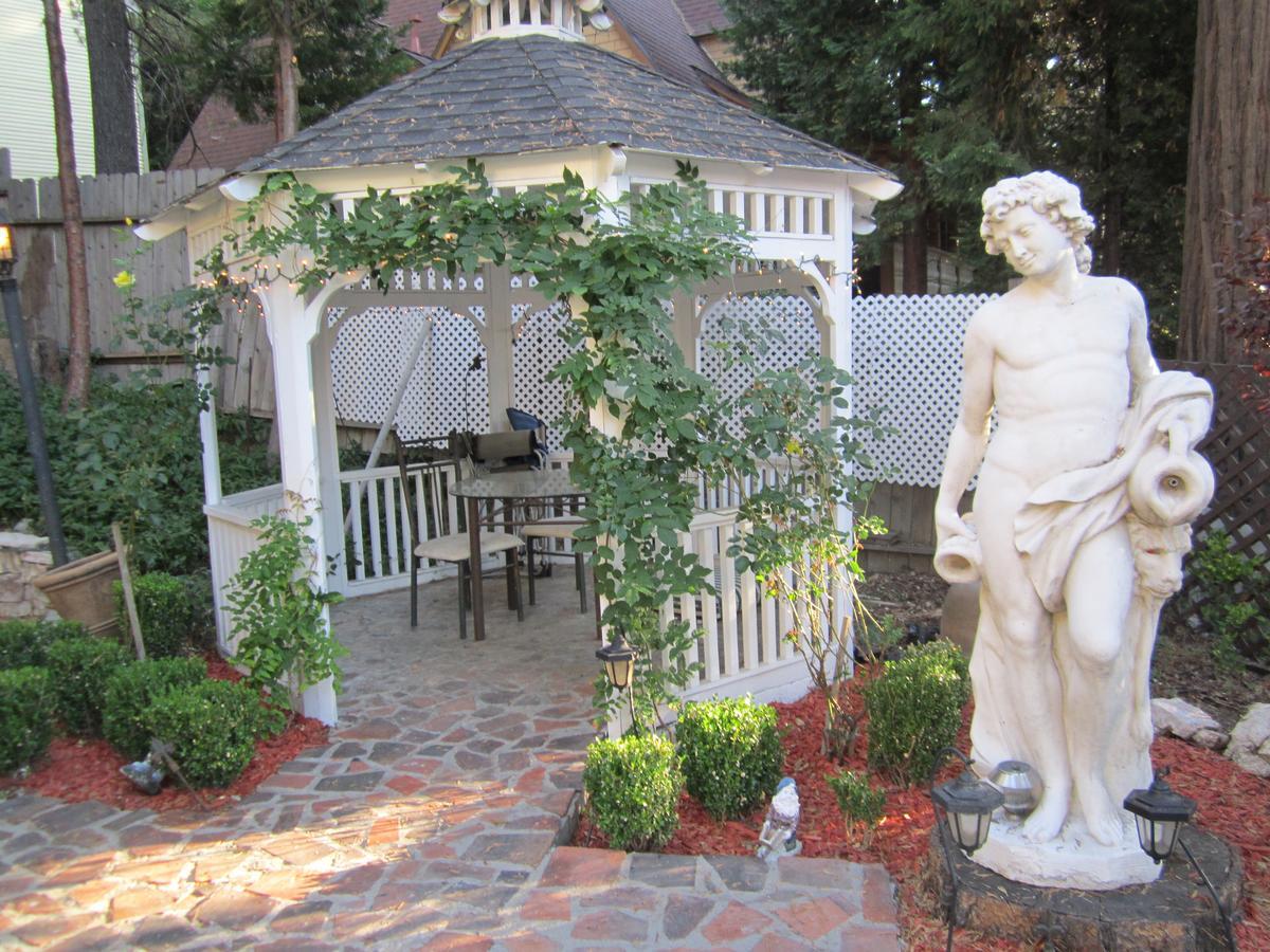 Fleur De Lac Europeran Inn Lake Arrowhead Exterior foto